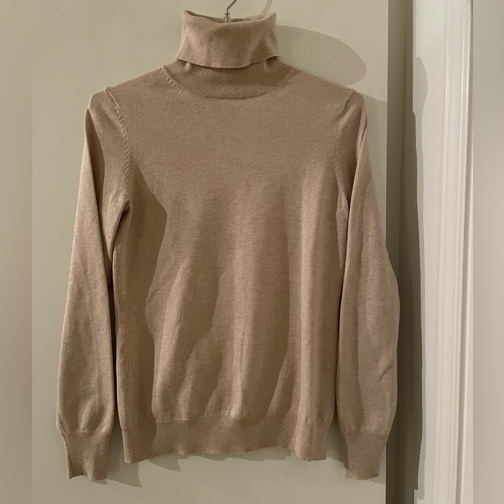 Banana Republic Silk-Cotton Blend Turtleneck Sweater Beige/Tan NWOT